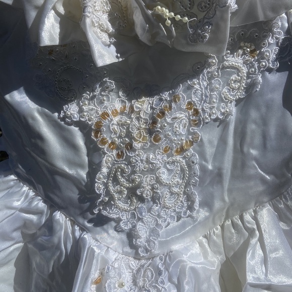 Spring Wedding Vintage White Children’s Flower Girl Dress - Picture 3 of 13